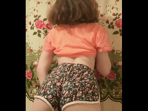❤️ Seksīga jauna skaistule izģērbjas no šortiem kamerā ❌ Duršanās video pie mums lv.punkbass.ru ❌️